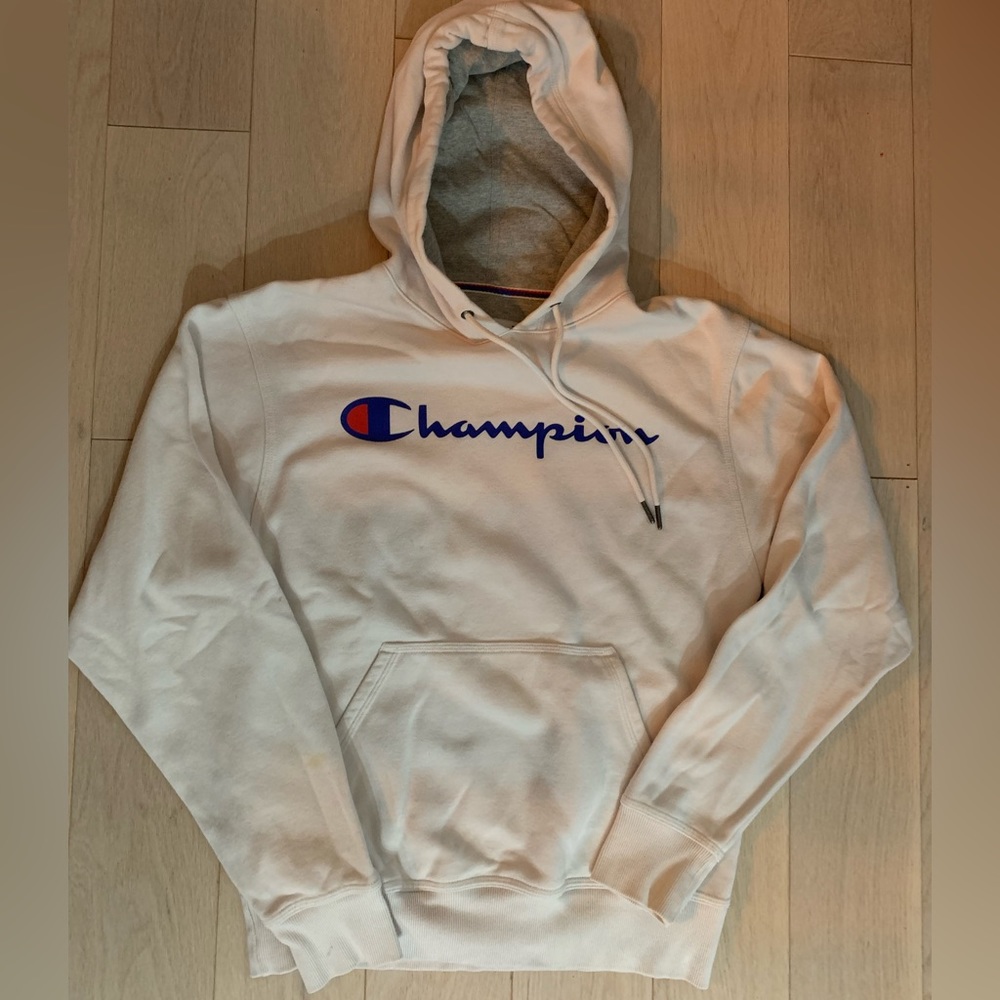 Champion sweatshirt with hood